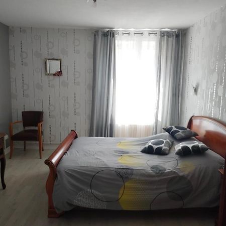 Appart La Percep La Tour-dʼAuvergne Exterior foto